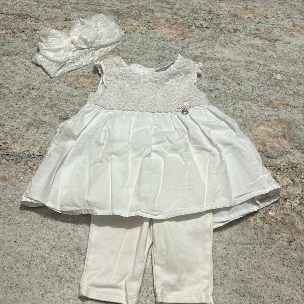 10/$30 Tahari Baby Dress with Lace Headband